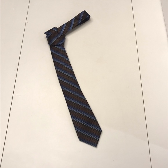 Ben Sherman 100% Silk Striped Necktie - Picture 8 of 9